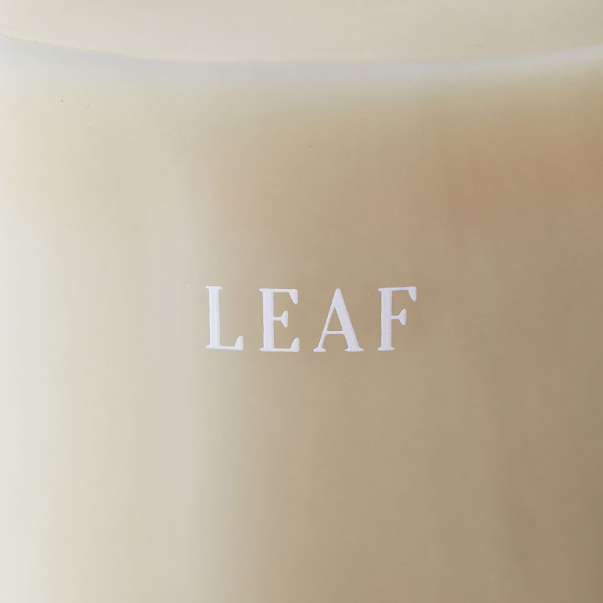 Scented Soywax Candle Leaf Detail