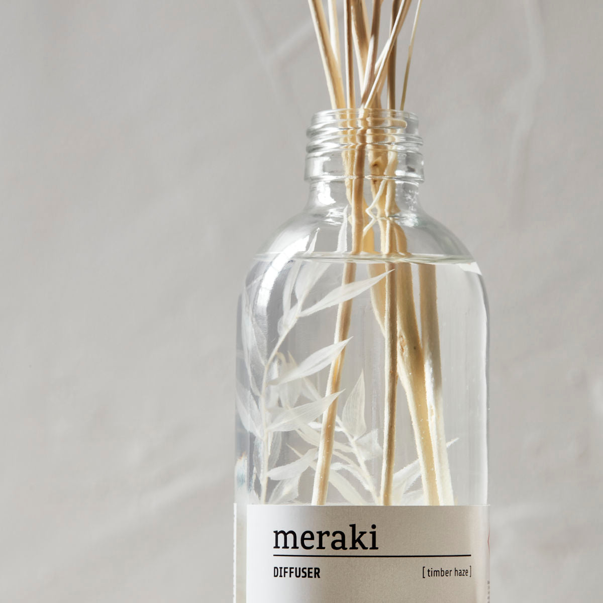 Meraki Reed Scent Diffuser Timber Haze closeup