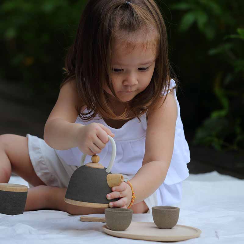 Wooden Toy Classic Tea Set Girl playing
