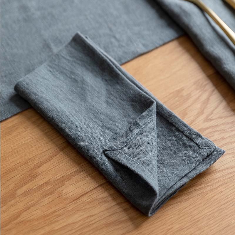 Set of 4 Linen Napkins Charcoal Table