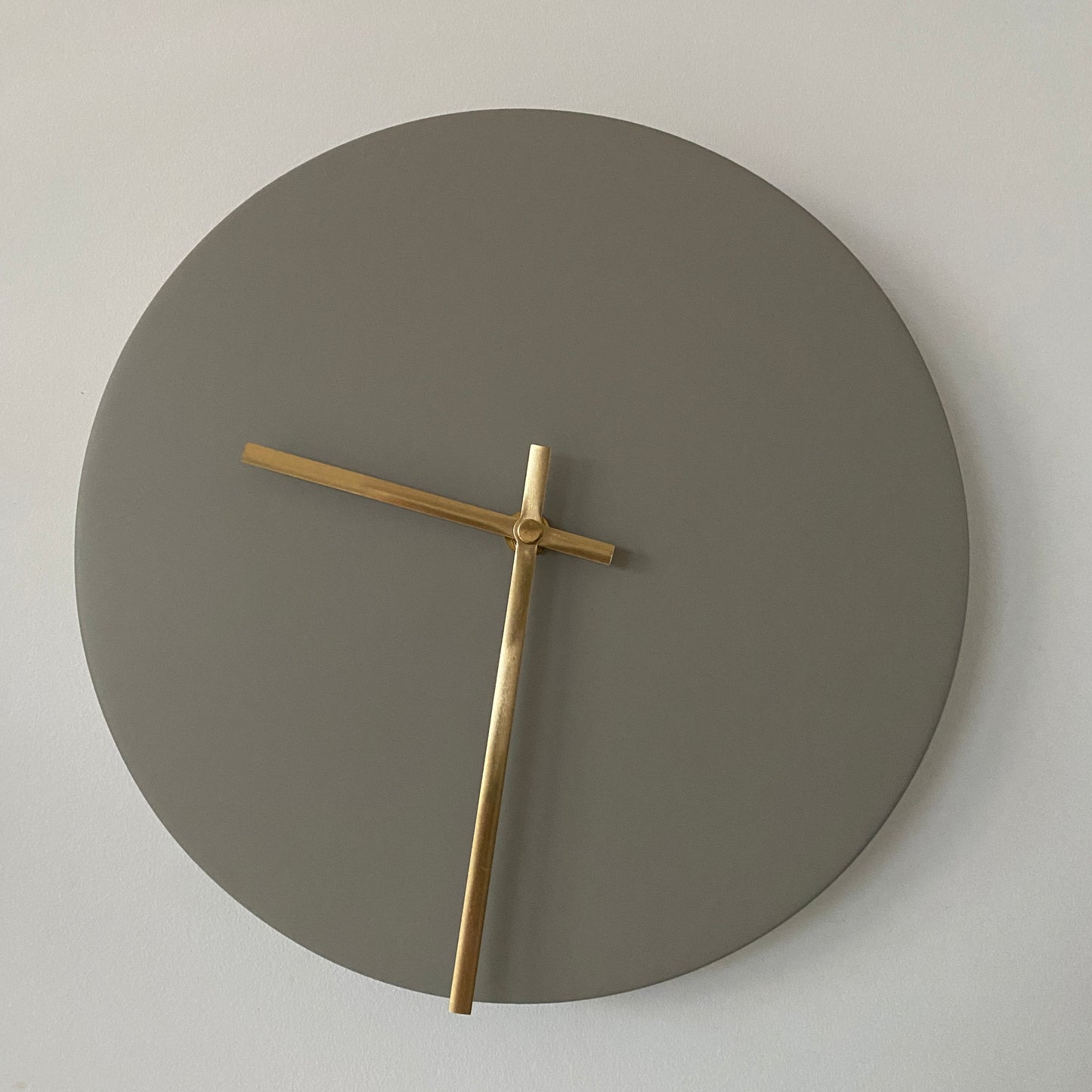 Concrete clock