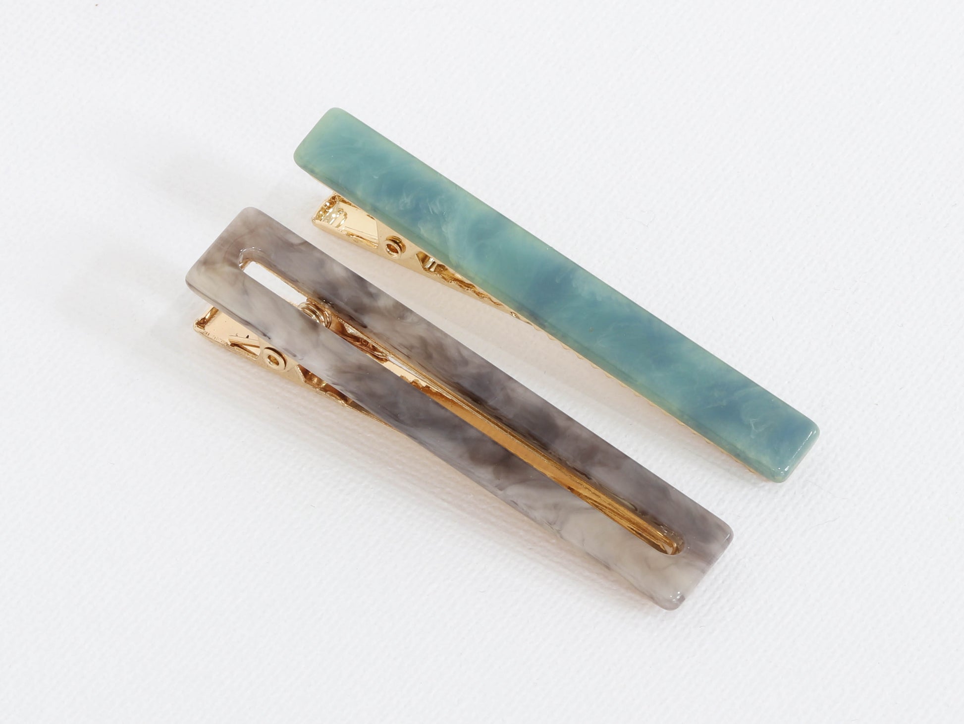 Matte Recycled Resin Hairclips Petra Set of 2 Blue