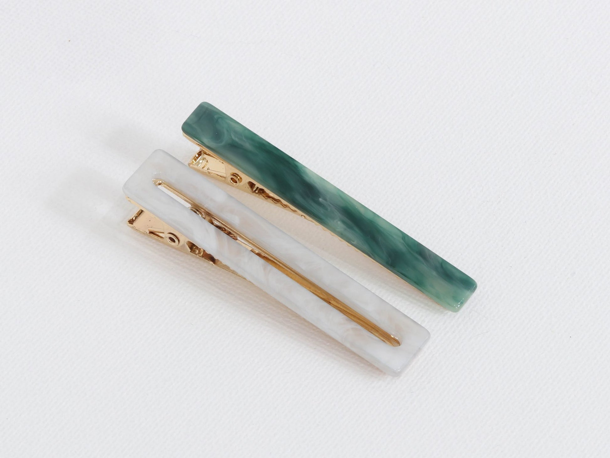 Matte Recycled Resin Hairclips Petra Set of 2 Green